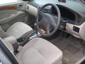 2002 Nissan Bluebird Sylphy Photos