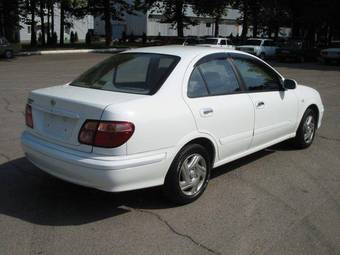 2002 Nissan Bluebird Sylphy Pics