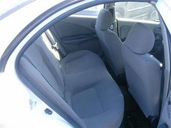 2002 Nissan Bluebird Sylphy Photos