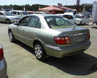 2002 Nissan Bluebird Sylphy Photos