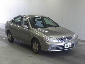 2002 Nissan Bluebird Sylphy Pictures