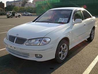 2002 Nissan Bluebird Sylphy Photos