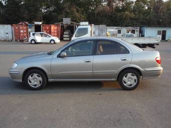 2002 Nissan Bluebird Sylphy Pictures