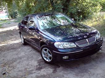 2002 Nissan Bluebird Sylphy Photos