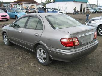 2002 Nissan Bluebird Sylphy Photos