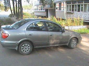 2002 Nissan Bluebird Sylphy Photos