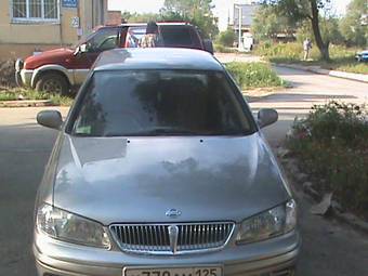 2002 Nissan Bluebird Sylphy Pictures