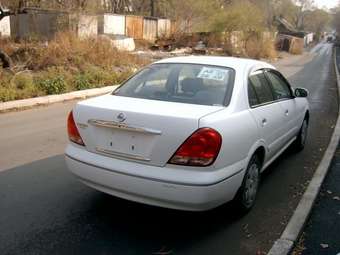 2003 Nissan Bluebird Sylphy Pics