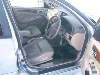 2003 Nissan Bluebird Sylphy Pictures