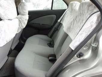 2003 Nissan Bluebird Sylphy Photos