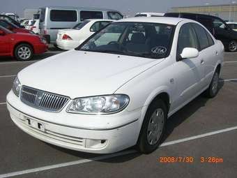 2003 Nissan Bluebird Sylphy Photos