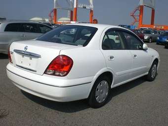 2003 Nissan Bluebird Sylphy Photos