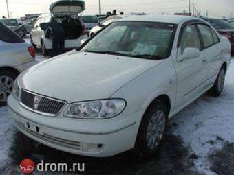 2003 Nissan Bluebird Sylphy Photos