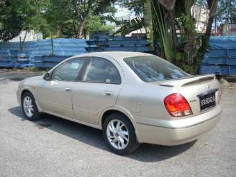 2003 Nissan Bluebird Sylphy Pictures