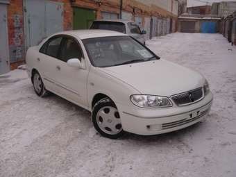 2003 Nissan Bluebird Sylphy Photos