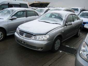 2003 Nissan Bluebird Sylphy Photos