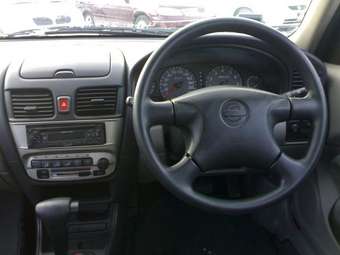 2003 Nissan Bluebird Sylphy Photos