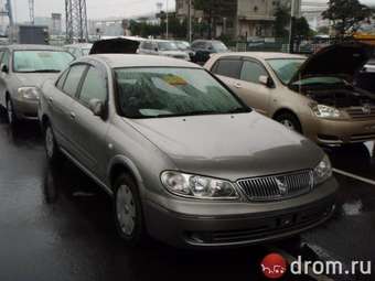 2003 Nissan Bluebird Sylphy Pics