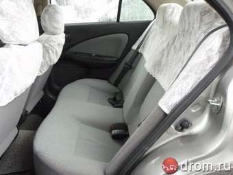 2003 Nissan Bluebird Sylphy Photos