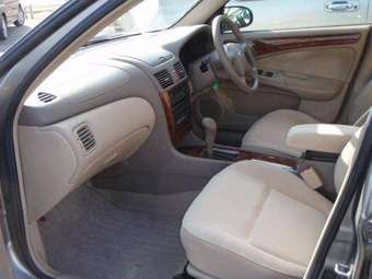 2003 Nissan Bluebird Sylphy Pictures