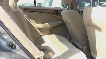 2003 Nissan Bluebird Sylphy Images