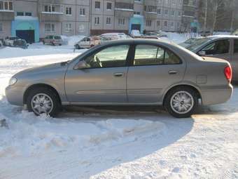 2003 Nissan Bluebird Sylphy Photos