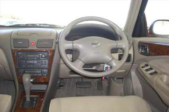 2003 Nissan Bluebird Sylphy Photos