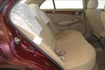 2003 Nissan Bluebird Sylphy Images