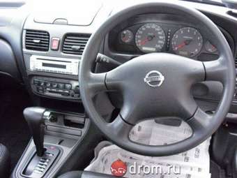 2003 Nissan Bluebird Sylphy Pictures