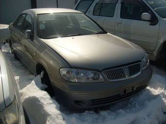 2003 Nissan Bluebird Sylphy Photos