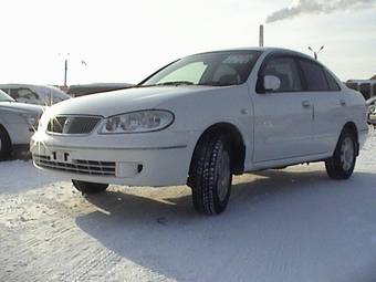 2003 Nissan Bluebird Sylphy Photos