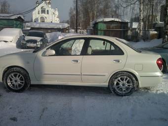 2003 Nissan Bluebird Sylphy Photos