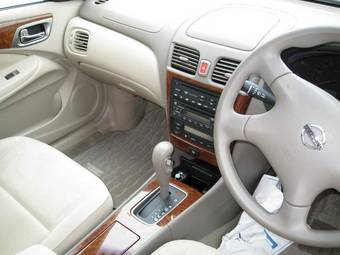 2003 Nissan Bluebird Sylphy Photos