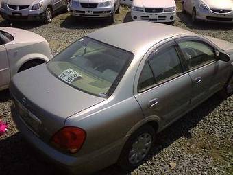 2003 Nissan Bluebird Sylphy Pictures