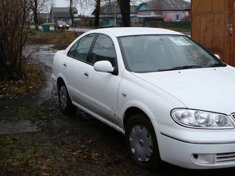 2003 Nissan Bluebird Sylphy Pictures