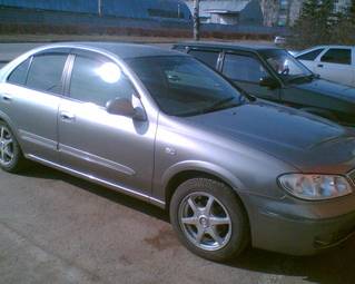 2003 Nissan Bluebird Sylphy Photos