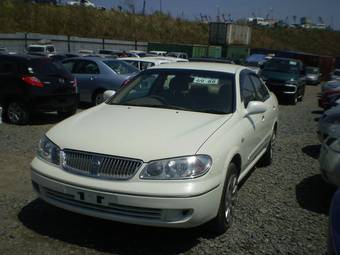 2003 Nissan Bluebird Sylphy Images