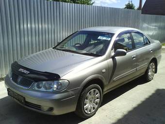 2003 Nissan Bluebird Sylphy Pics