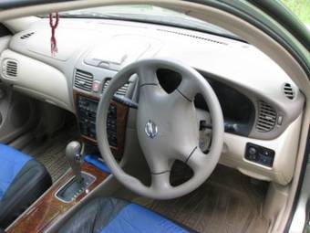 2003 Nissan Bluebird Sylphy Photos