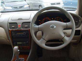 2003 Nissan Bluebird Sylphy Photos
