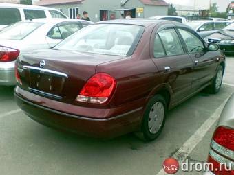 2003 Nissan Bluebird Sylphy Photos