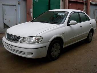 2003 Nissan Bluebird Sylphy Photos
