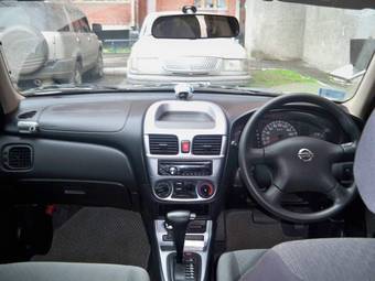 2003 Nissan Bluebird Sylphy Photos