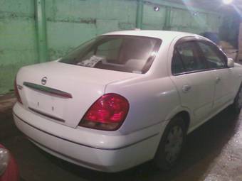 2003 Nissan Bluebird Sylphy Photos