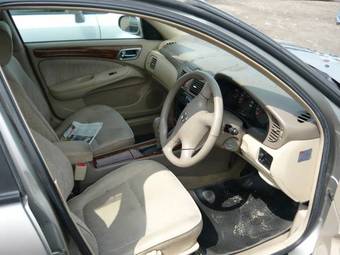 2003 Nissan Bluebird Sylphy Photos