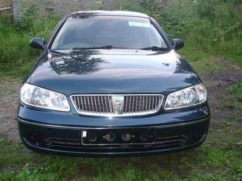 2003 Nissan Bluebird Sylphy Pictures