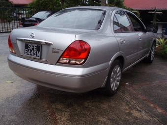 2003 Nissan Bluebird Sylphy Photos