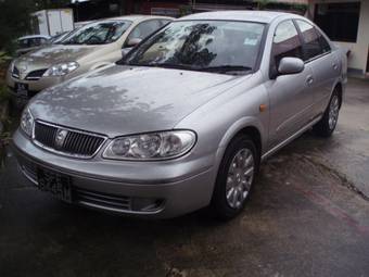 2003 Nissan Bluebird Sylphy Photos