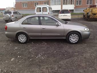 2003 Nissan Bluebird Sylphy Photos
