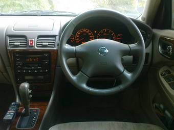 2003 Nissan Bluebird Sylphy Photos